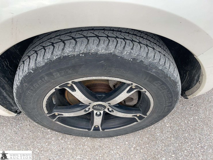 2009-ford-taurus-x-image-21