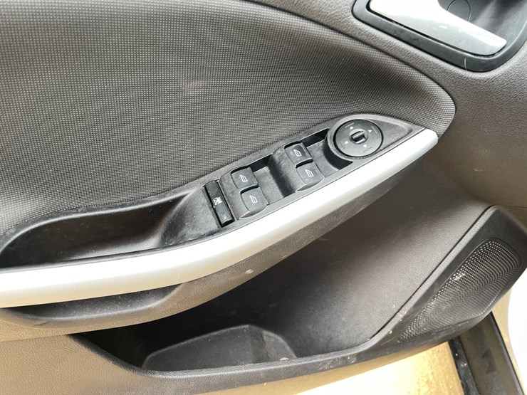 #505-•-2014-ford-focus-se-(has-wi-rebuilt-title)-image-34