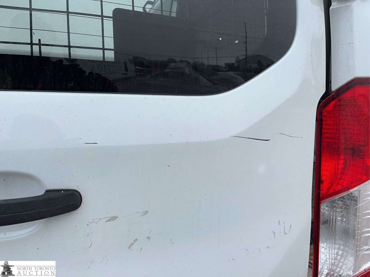 2015-ford-transit-image-29