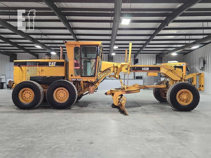 2006-caterpillar-143h-image-6