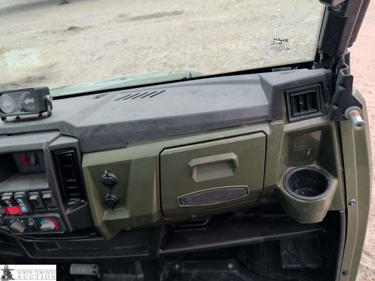 2015-polaris-ranger-image-26