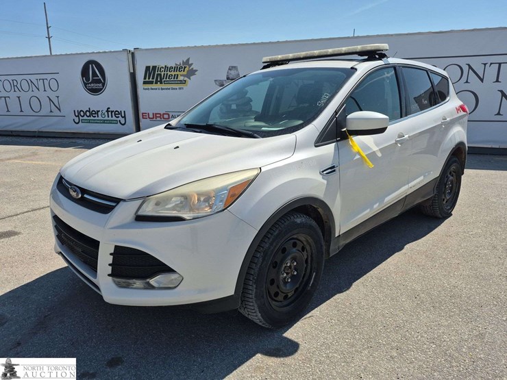 2013-ford-escape-image-1