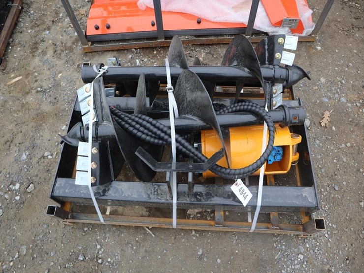 future-skid-steer-auger-image-1