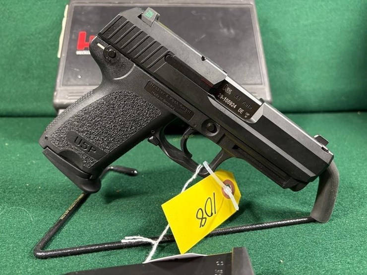 hk-usp-compact-45-auto-pistol-image-4