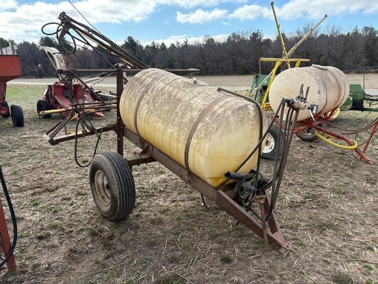 300gal-sprayer-24'-booms-image-3