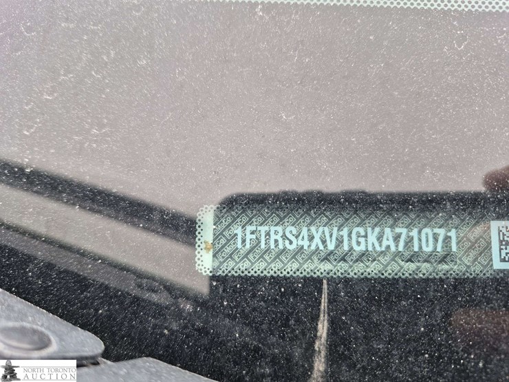 2016-ford-transit-image-16