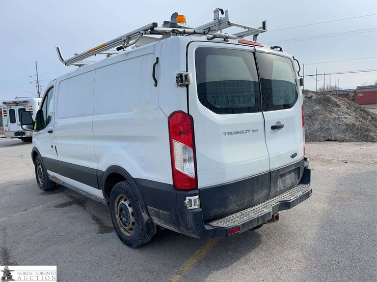 2015-ford-transit-image-7