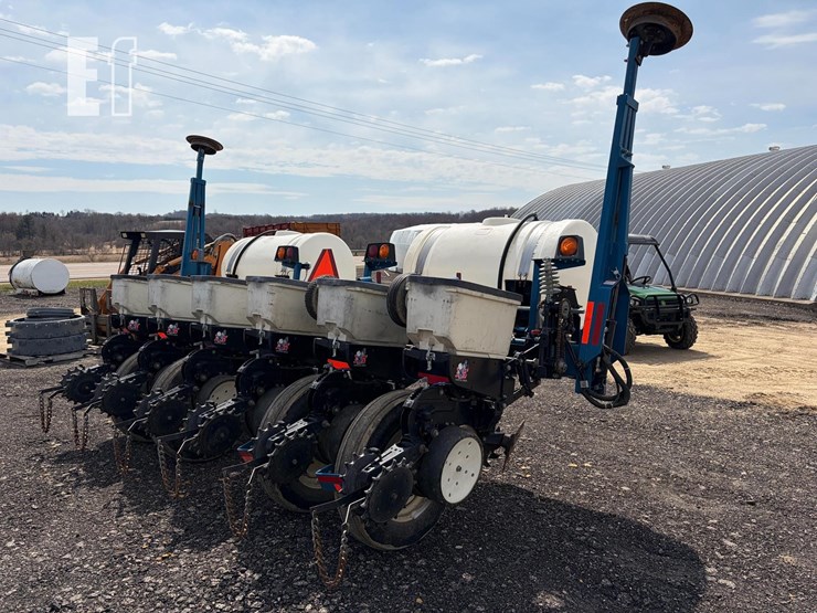 2008-kinze-3000-image-3