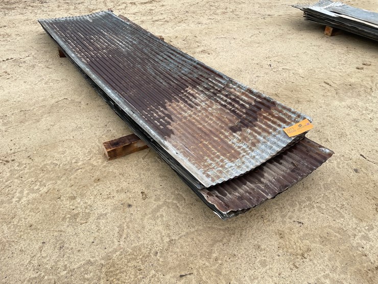 #3977-•-(16)-corrugated-steel-siding-image-2