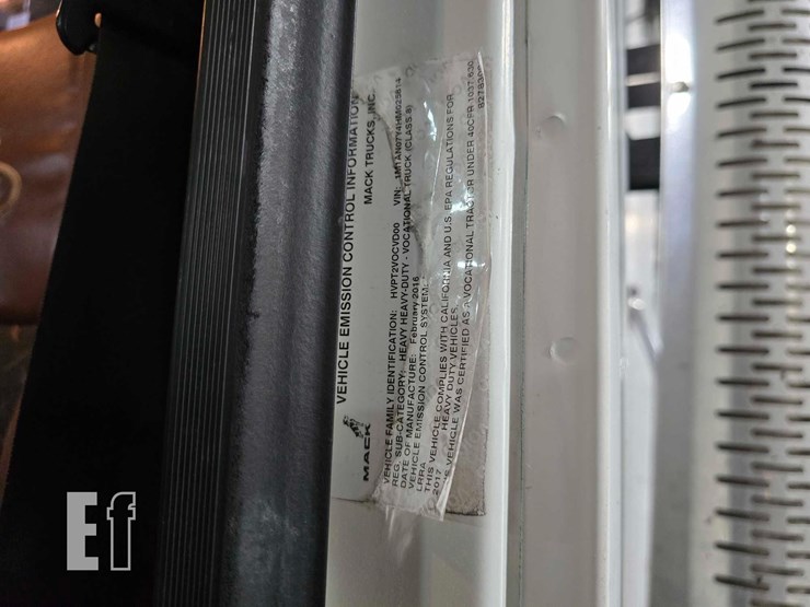 2017-mack-pinnacle-chu613-image-26