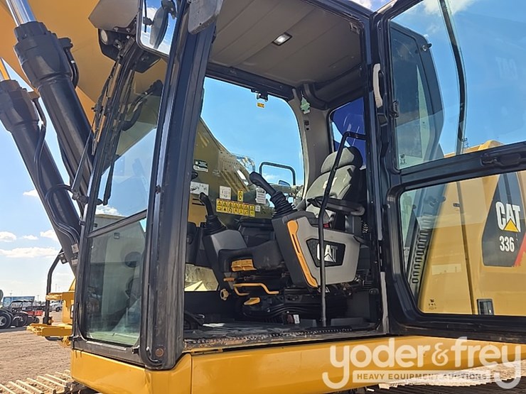 2019-caterpillar-336-image-86