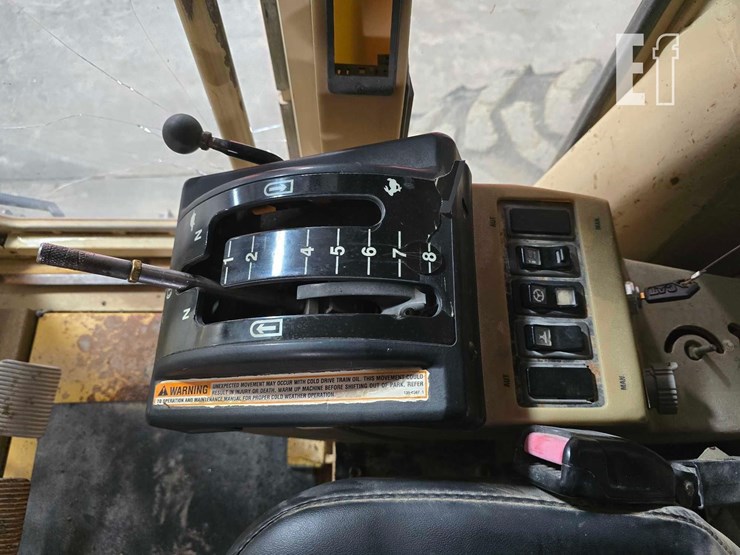 1999-caterpillar-160h-image-21