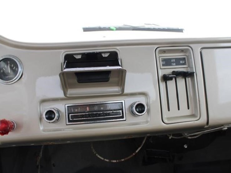 #801-1964-gmc-3/4-ton-pickup-4x4-8'-bed-89000-mile-image-15