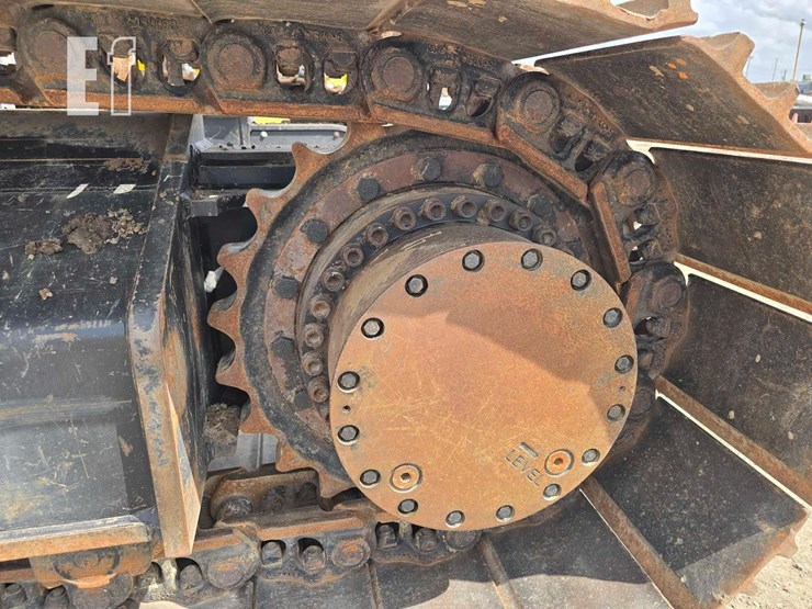 2020-caterpillar-336gc-image-36