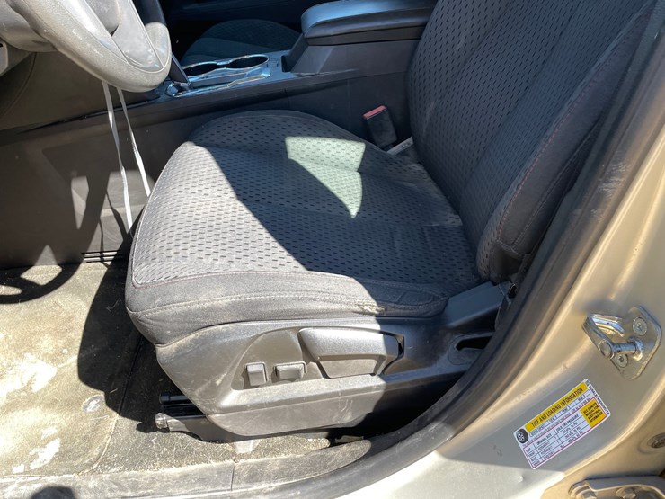 2013-chevrolet-equinox-image-50