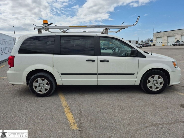 2012-ram-c/v-image-4