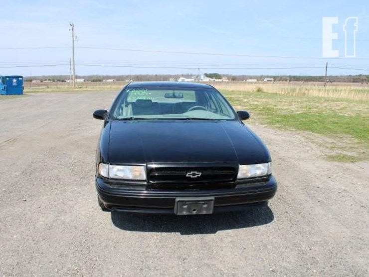 1995-chevrolet-impala-image-15