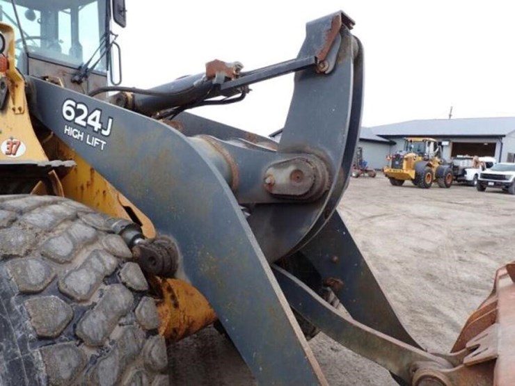 2006-deere-624j-image-32