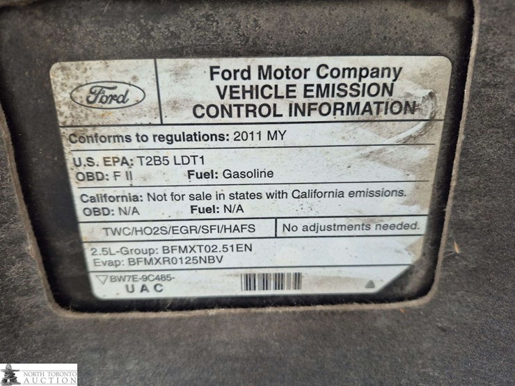 2011-ford-escape-xlt-image-17