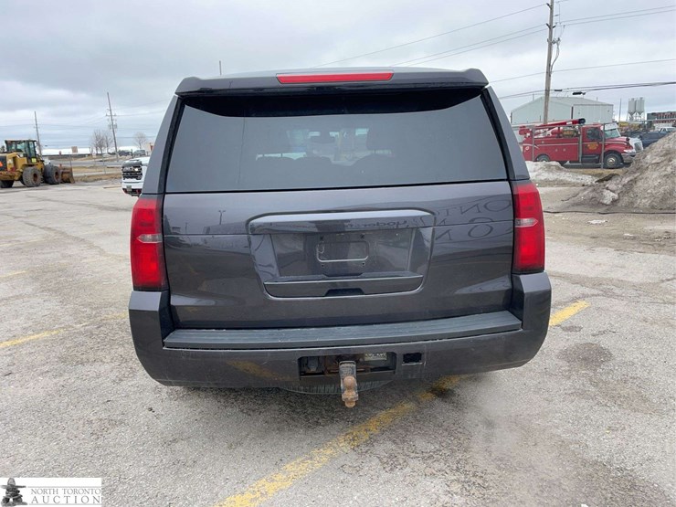 2015-chevrolet-tahoe-image-6