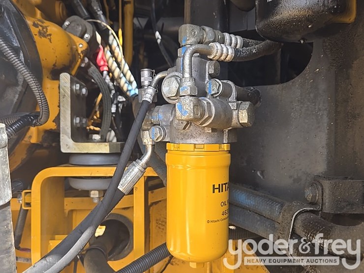 2017-deere-210g-lc-image-71