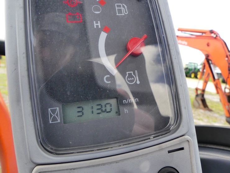 kubota-u27-4-image-13