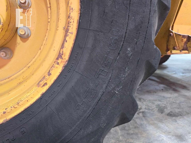 2009-caterpillar-416e-image-29