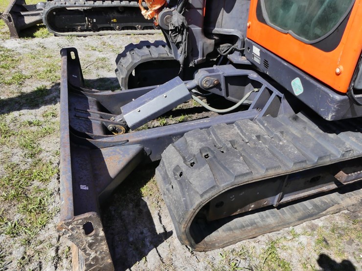 2011-kubota-kx080-3-image-10