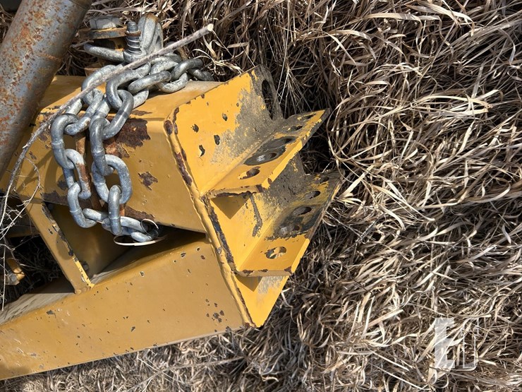 haybuster-cmf830-image-14