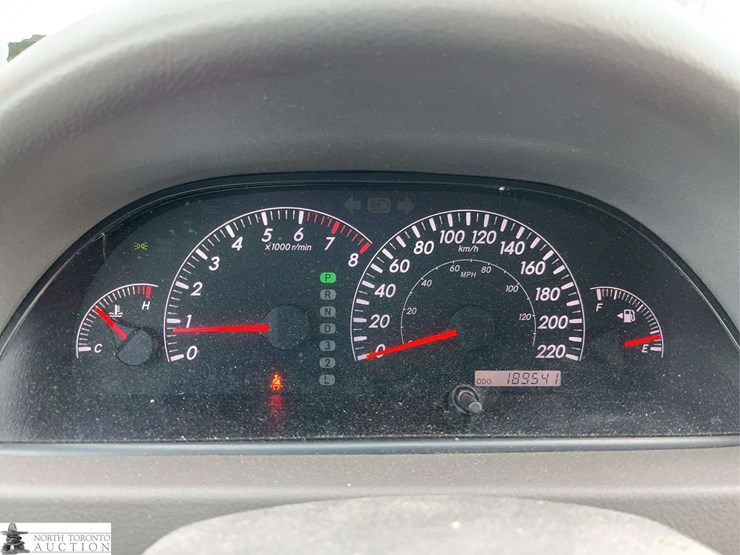 non-operable-2005-toyota-camry-4dr-sedan-image-17