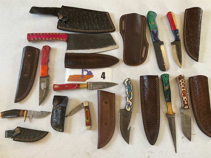 #4-•-assortment-of-10-knives-most-with-sheaths-image-1