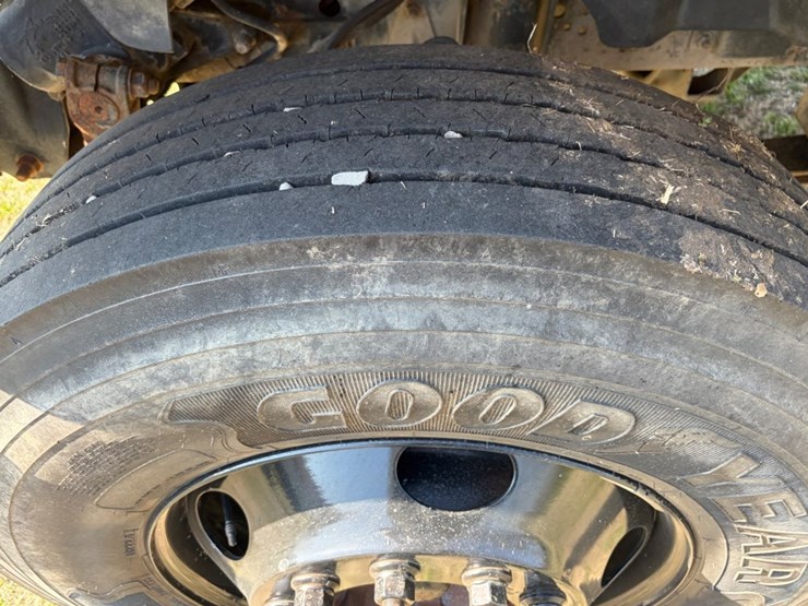 #31743-•-1996-gmc-c7h-single-axle-dump-truck-image-2