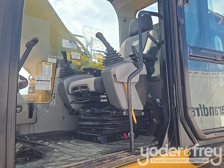 2017-caterpillar-336fl-image-96