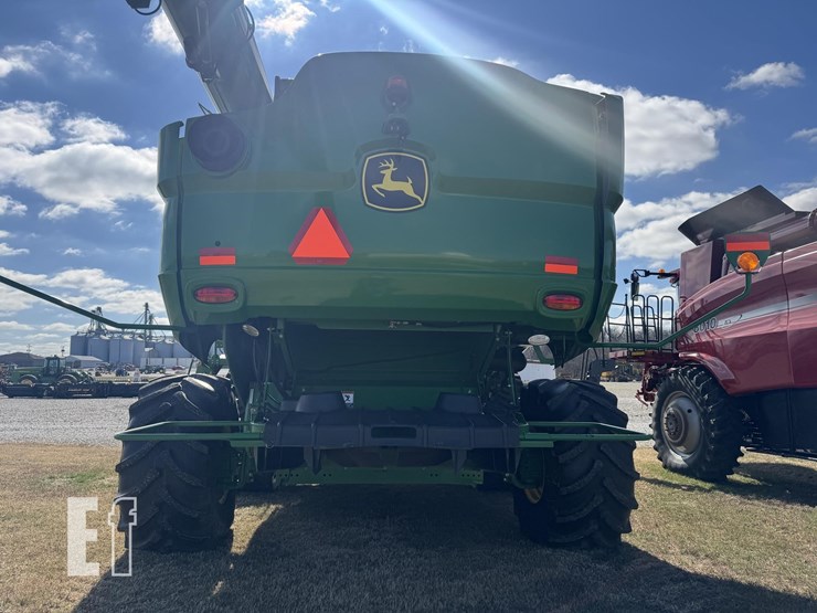 2019-john-deere-s790-image-25