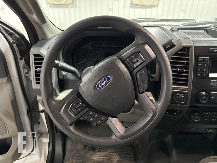 2022-ford-f350-image-19