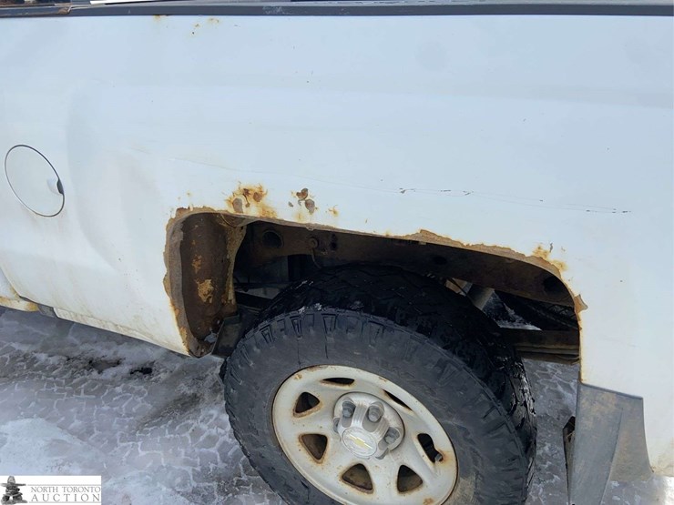 2017-chevrolet-silverado-1500-image-22