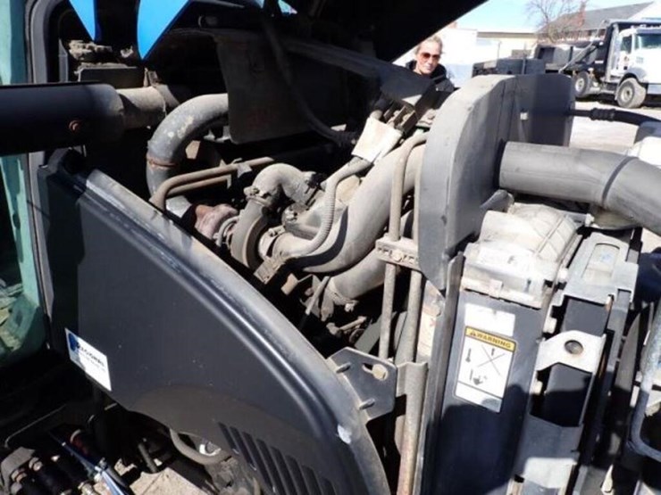 2014-new-holland-t4.75-image-64