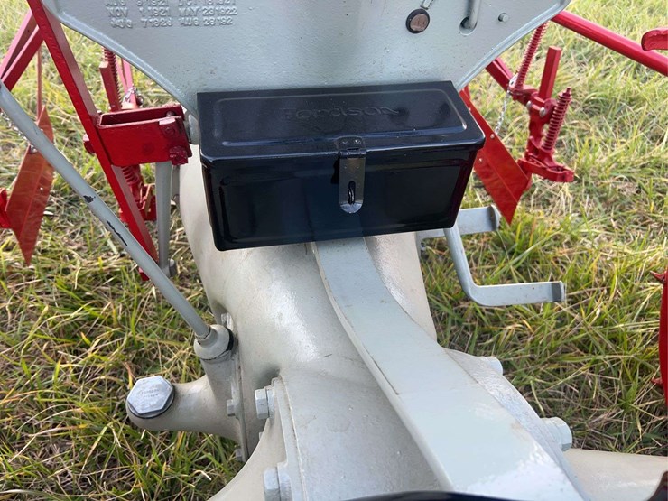 1927-fordson-tractor-image-45