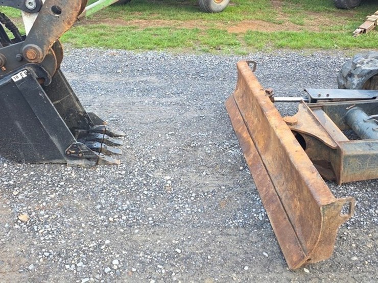 2023-bobcat-e42-image-8