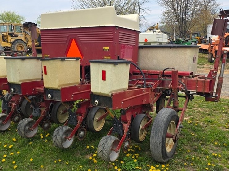 international-800-image-4