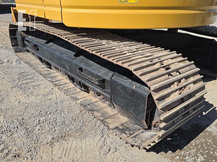 2019-caterpillar-325flcr-image-32