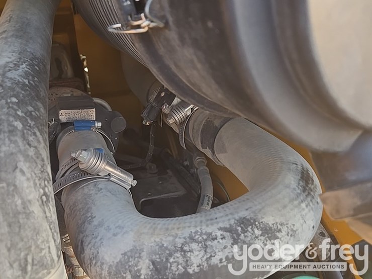 2022-caterpillar-289d3-image-77