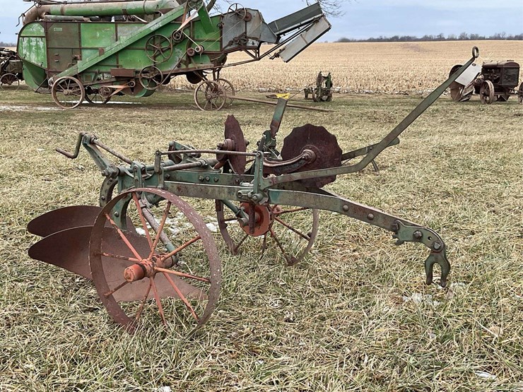 two-bottom-oliver-plow-image-3