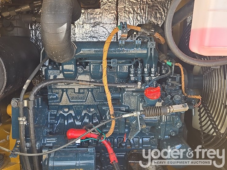 2018-caterpillar-305.5-image-56