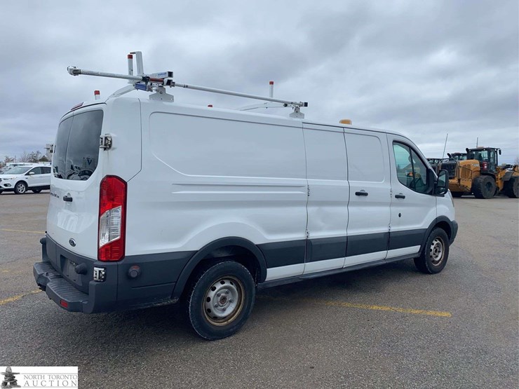 2015-ford-transit-image-6