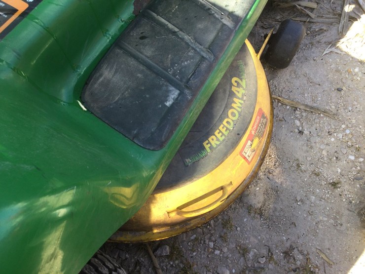 john-deere-lt-image-2