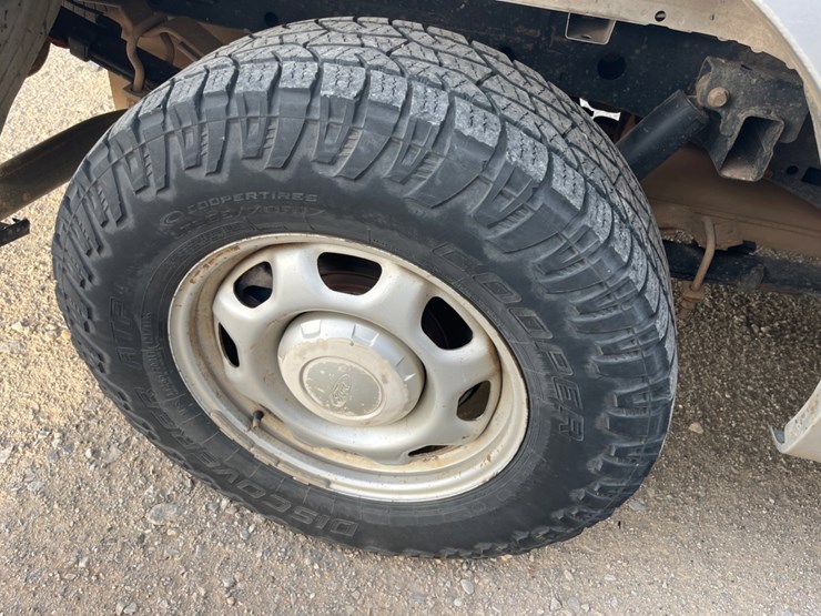 2016-ford-f150-image-15