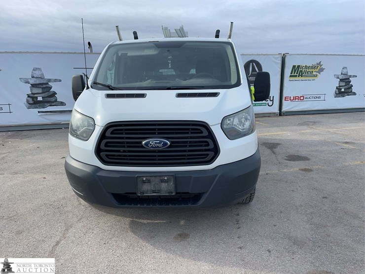 2015-ford-transit-image-2