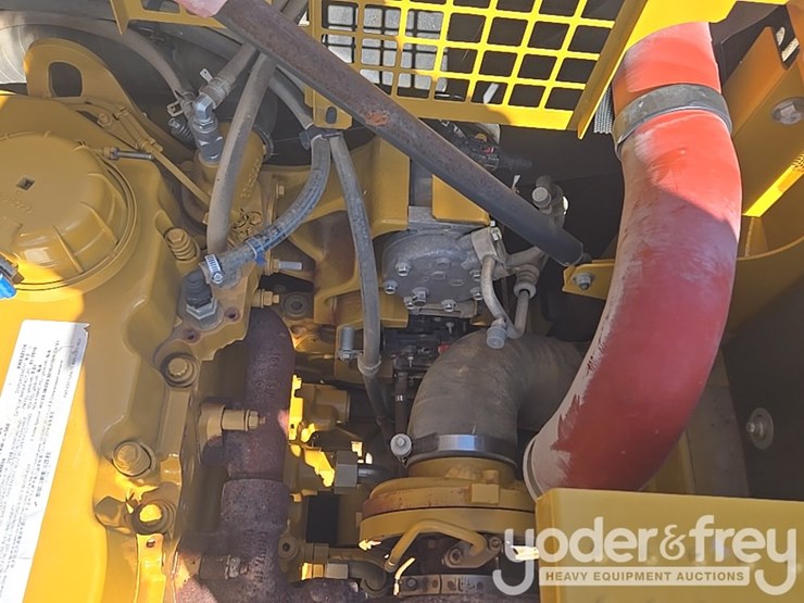 2019-caterpillar-336-image-58