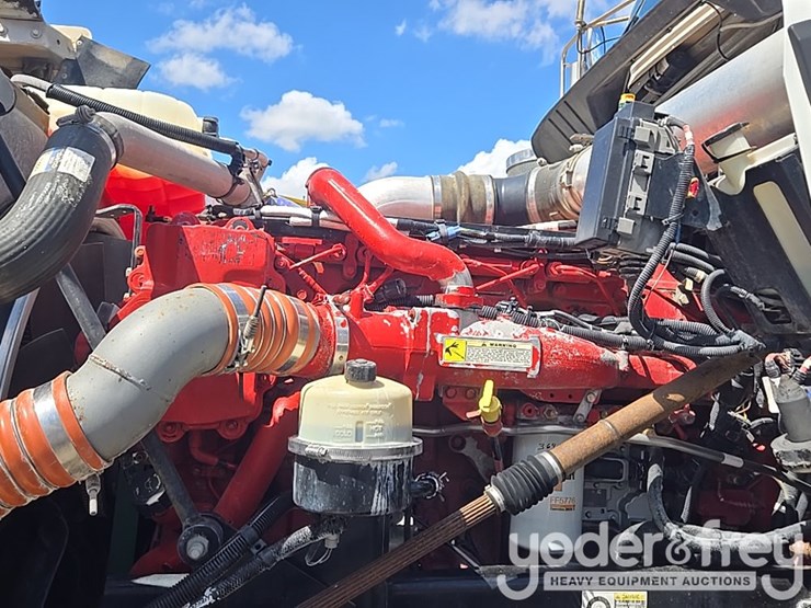 2014-kenworth-t880-image-83